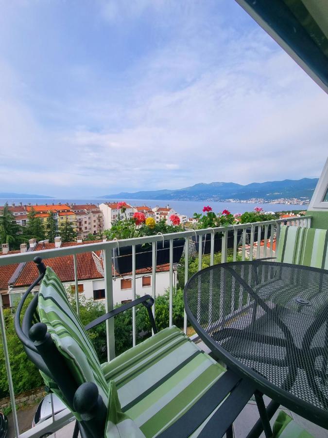 Apartment Rijeka With Sea View Luaran gambar