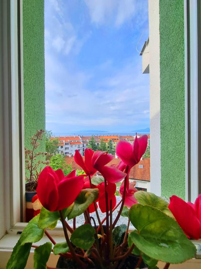 Apartment Rijeka With Sea View Luaran gambar
